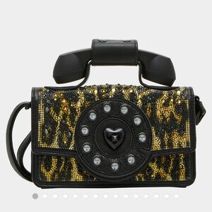 Betsy Johnson KITSCH MINI LEOPARD PHONE BAG LEOPARD